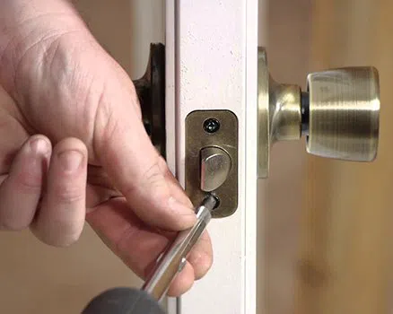 Neighborhood Locksmith Store Miami Beach, FL 305-744-5222 - expert-locksmith